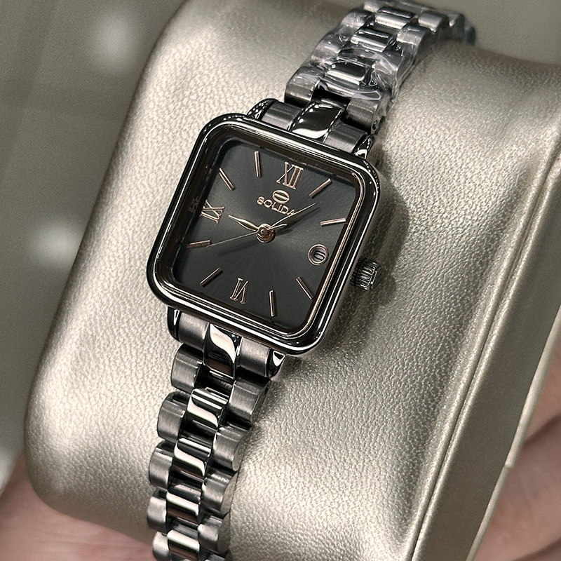 خرید قسطی | ساعت زنانه سولیدامربع صفحه مشکی 6112/11