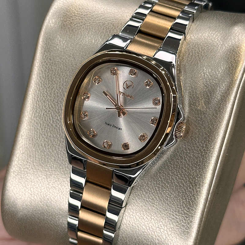 خرید قسطی | ساعت زنانه ویتوریا اورجینال نقره ای رزگلد قاب مربع VT 3412/5