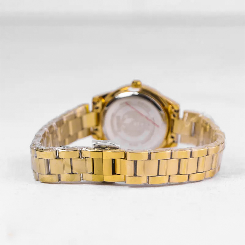 خرید قسطی | ساعت مچی زنانه صفحه سرمه ای قاب نگینی GN 059/20