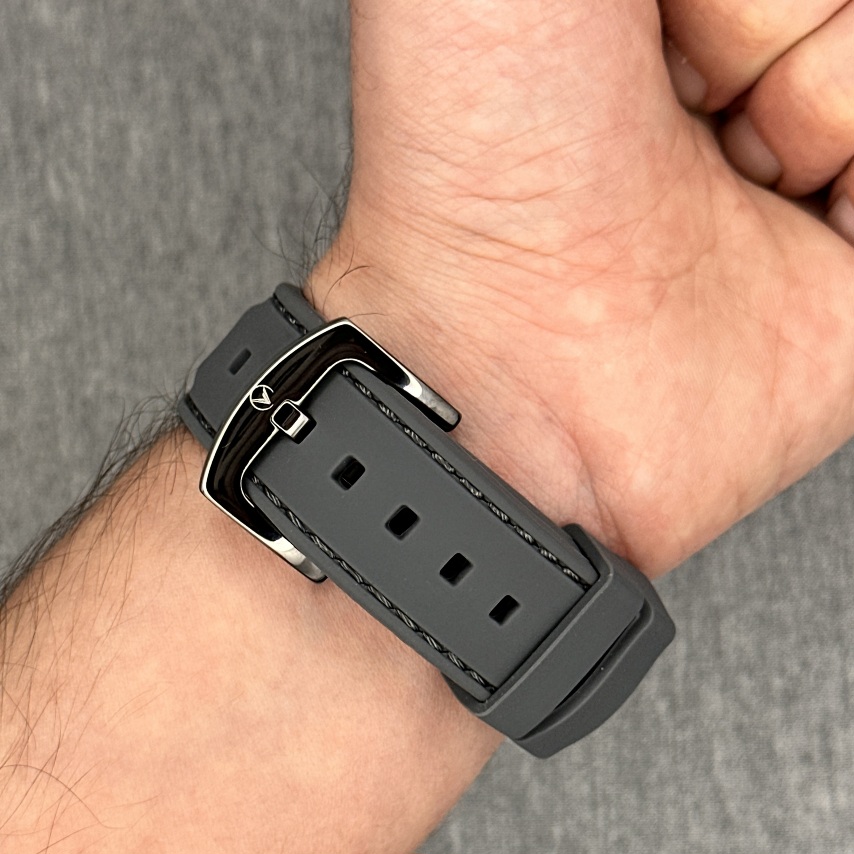 خرید ساعت ویتوریا  | ساعت مربعی | خرید اقساطی ۴ قسطه اسنپ‌پی