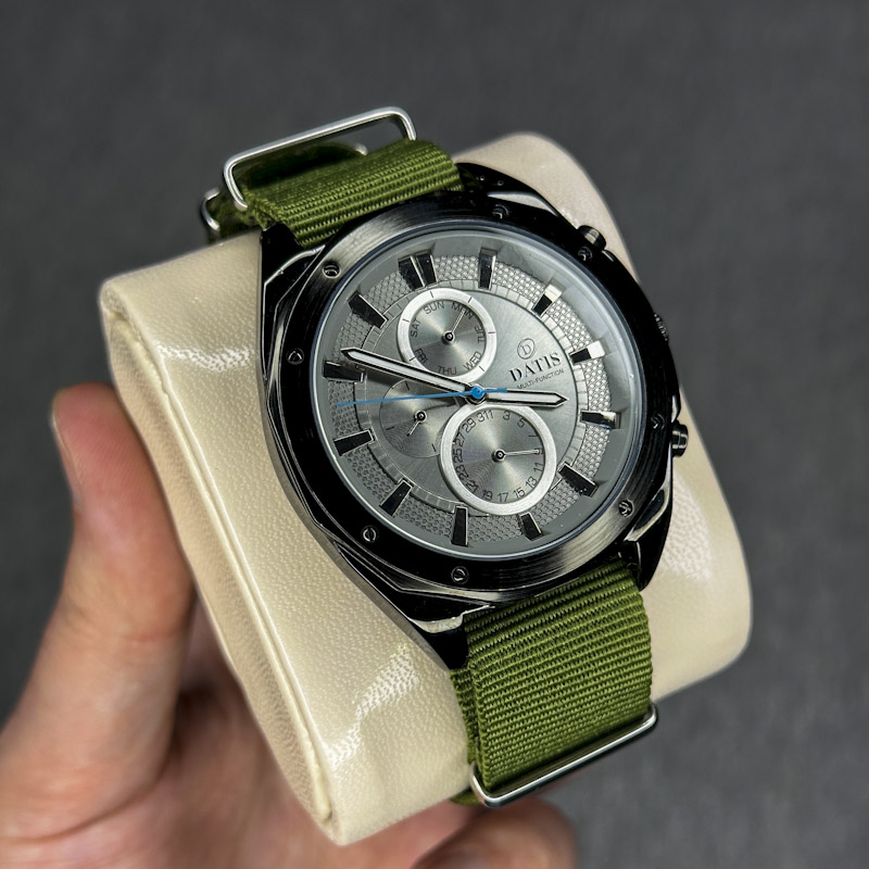خرید قسطی | ساعت مچی مردانه داتیس فول تایم بند ناتو سبز صفحه نقره ای D8649AA