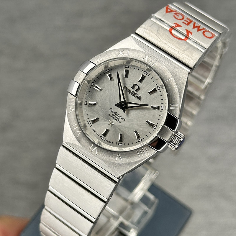 خرید قسطی | خرید قسطی | ساعت زنانه امگا کانستلیشن سفید 93330138-2w