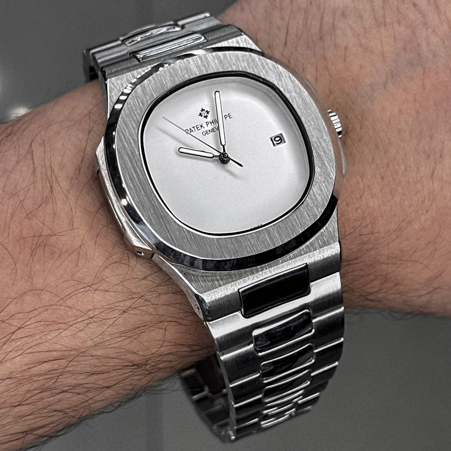 ساعت مچی مردانه پتک فیلیپ ناتیلوس استیل صفحه سفید M8058-5