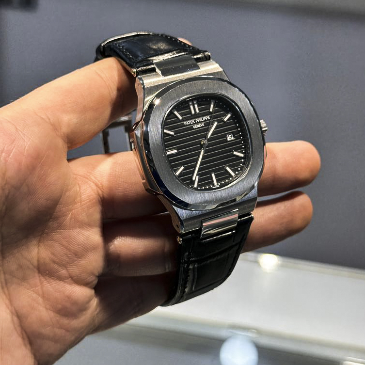 ساعت مچی مردانه پتک فیلیپ ناتیلوس بند چرم مشکی 3A047LS