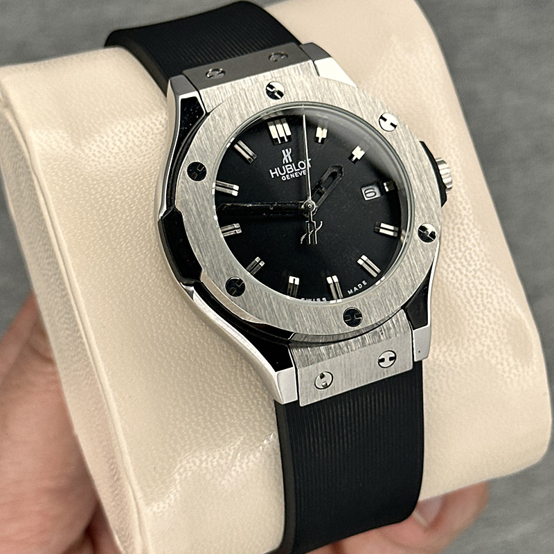 خرید قسطی | ساعت مچی زنانه هابلوت صفحه مشکی مدل بیگ بنگ 582888B