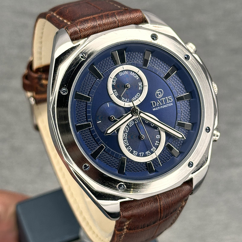 خرید قسطی | ساعت مردانه داتیس بند چرم سه موتوره فول تایم اورجینال  D8649BG